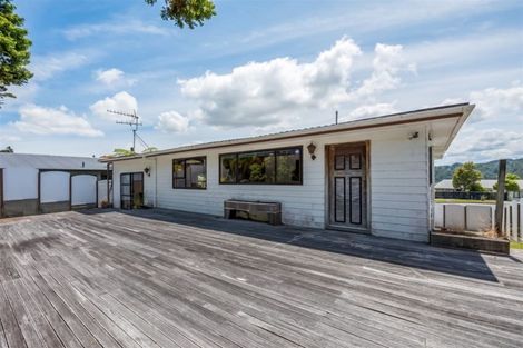 Photo of property in 24 Fenchurch Grove, Stokes Valley, Lower Hutt, 5019