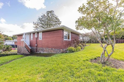 Photo of property in 57 La Rosa Street, Green Bay, Auckland, 0604