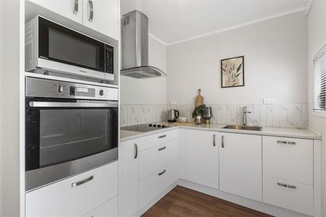 Photo of property in 2/26 Tui Glen Road, Birkenhead, Auckland, 0626