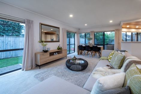 Photo of property in 4/12 Stratford Avenue, Milford, Auckland, 0620