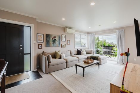 Photo of property in 59 Sandwich Road, St Andrews, Hamilton, 3200