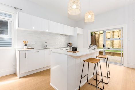 Photo of property in 39 Hohiria Road, Hataitai, Wellington, 6021