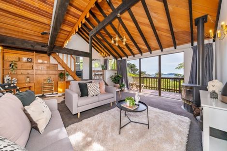 Photo of property in 38 Stanhope Grove, Korokoro, Lower Hutt, 5012