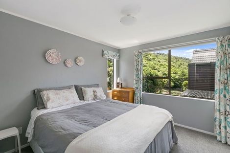 Photo of property in 48a Satara Crescent, Khandallah, Wellington, 6035