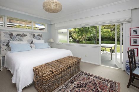 Photo of property in 17 Desmond Street, Merivale, Christchurch, 8014