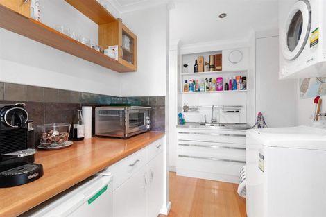 Photo of property in 12 Anthony Street, Tawa, Wellington, 5028