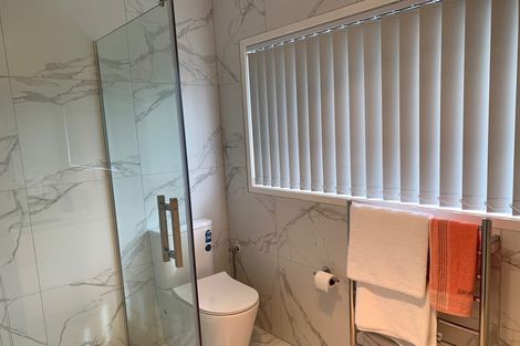 Photo of property in 7 Sutton Crescent, Papakura, 2110