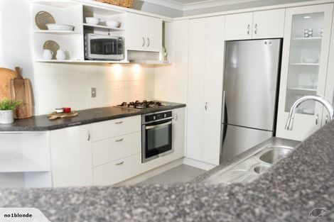 Photo of property in 23 Trossach Place, Wattle Downs, Auckland, 2103