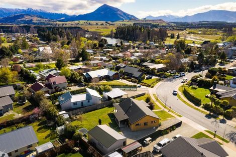 Photo of property in 24 Frye Crescent, Albert Town, Wanaka, 9305