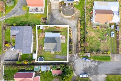 Photo of property in 1 Ann Street, Bluff, 9814