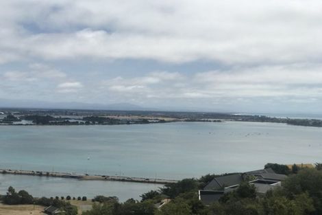 Photo of property in 11b Inverness Lane, Redcliffs, Christchurch, 8081