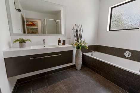 Photo of property in 41 Matipo Crescent, Pukete, Hamilton, 3200