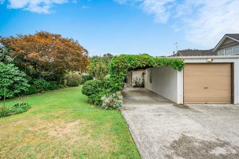 Photo of property in 9 Kohekohe Road, Waikanae, 5036