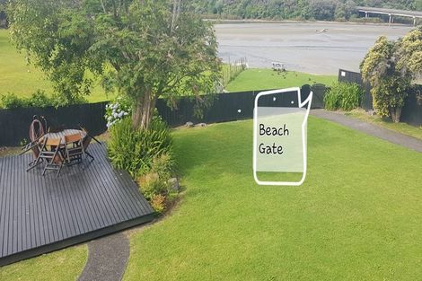 Photo of property in 2e/25 Weranui Road, Waiwera, Orewa, 0994