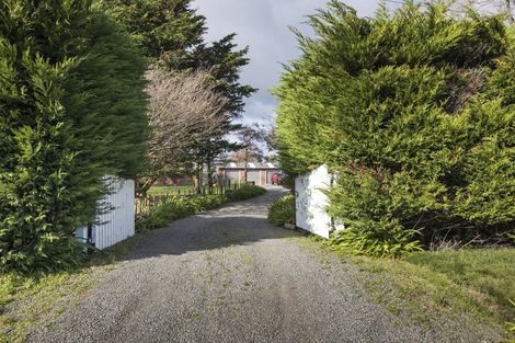 Photo of property in 297 Oroua Road, Kairanga, Palmerston North, 4475