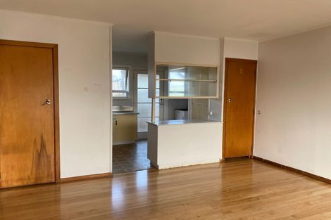 Photo of property in 2/2 Archibald Road, Kelston, Auckland, 0602