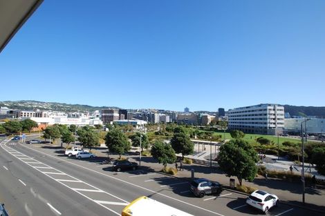Photo of property in Aqua, 13/74 Oriental Parade, Oriental Bay, Wellington, 6011