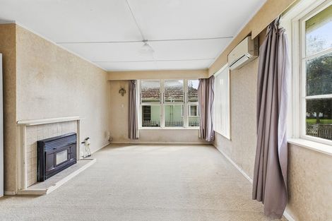 Photo of property in 52 Mungavin Avenue, Ranui, Porirua, 5024