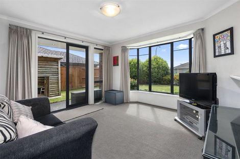 Photo of property in 70 Carrington Drive, Papamoa Beach, Papamoa, 3118