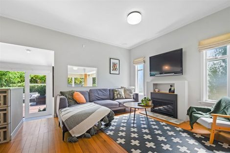 Photo of property in 14 Strowan Avenue, Fairfield, Hamilton, 3214