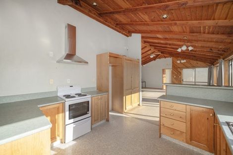 Photo of property in 10 Ure Street, South Hill, Oamaru, 9400