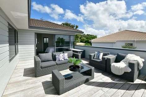 Photo of property in 1a Beach Road, Manly, Whangaparaoa, 0930