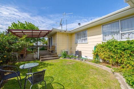 Photo of property in 5 Baillie Crescent, Carterton, 5713