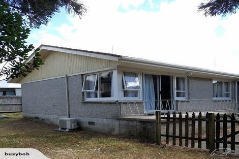 Photo of property in 4/47 Woodside Road, Massey, Auckland, 0614