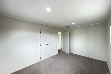 Photo of property in 2/34 Simmental Crescent, Somerville, Auckland, 2014