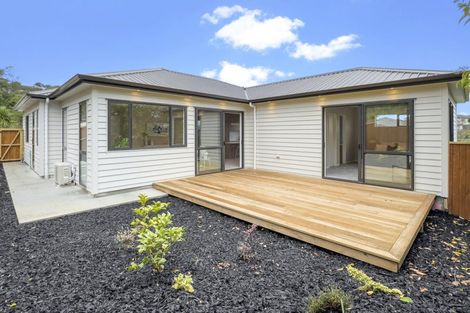 Photo of property in 5 Springhill Lane, Sunnyvale, Auckland, 0612