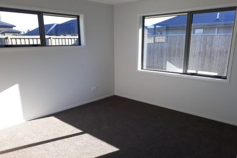 Photo of property in 26 Broadway Parade, Rolleston, 7615