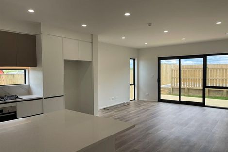 Photo of property in 13 Waimarie Drive, Karaka, 2578