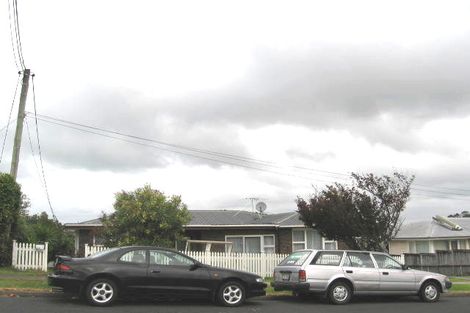 Photo of property in 2/23 Sunnynook Road, Forrest Hill, Auckland, 0620