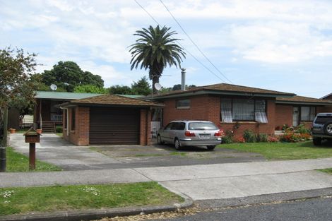 Photo of property in 1a Kiwi Esplanade, Mangere Bridge, Auckland, 2022