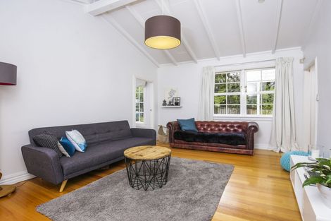 Photo of property in 263 Huia Road, Titirangi, Auckland, 0604