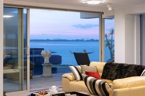 Photo of property in 3/104 Harbour Drive, Otumoetai, Tauranga, 3110