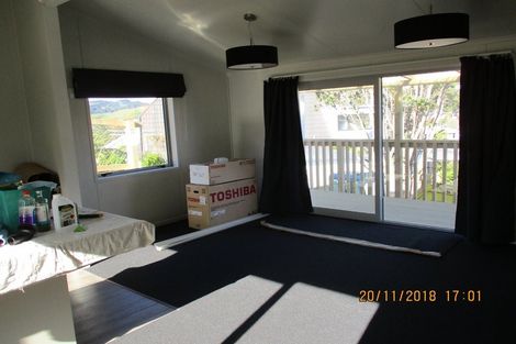 Photo of property in 33b Bracken Road, Paparangi, Wellington, 6037