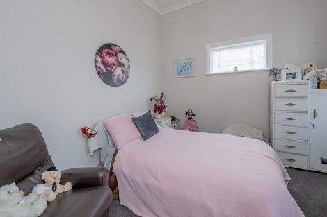 Photo of property in 163 Cambridge Street, Levin, 5510