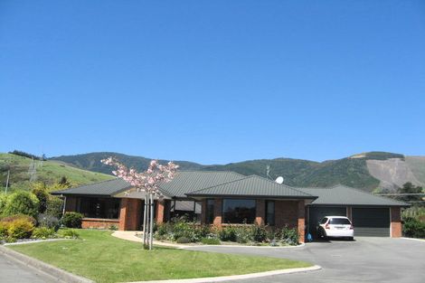 Photo of property in 21 Trolove Place, Stoke, Nelson, 7011