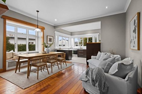 Photo of property in 190 Vigor Brown Street, Napier South, Napier, 4110