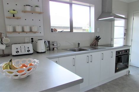 Photo of property in 46 Pilmuir Street, Hutt Central, Lower Hutt, 5010