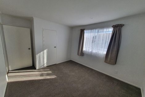 Photo of property in 1/5 Myna Place, Weymouth, Auckland, 2103