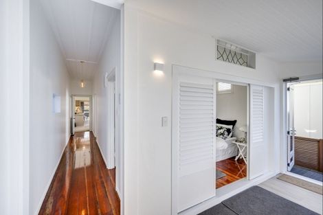 Photo of property in 407 Marine Parade, Napier South, Napier, 4110