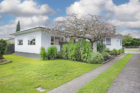 Photo of property in 8 Callis Avenue, Opaheke, Papakura, 2113