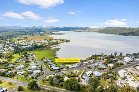 Photo of property in 101 Bruce Wallace Place, Whangamata, 3620