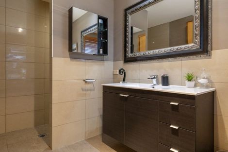 Photo of property in 2/41 Mapara Road, Acacia Bay, Taupo, 3385