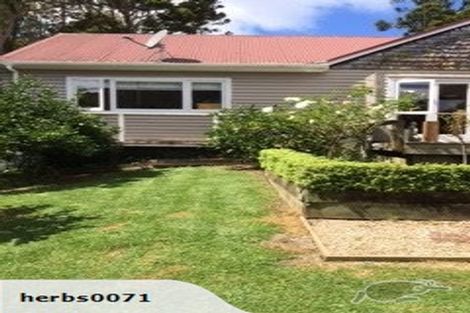 Photo of property in 5 Grovelands Way, Titirangi, Auckland, 0604