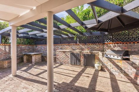 Photo of property in 8 Ara Kuaka, Waikanae Beach, Waikanae, 5036