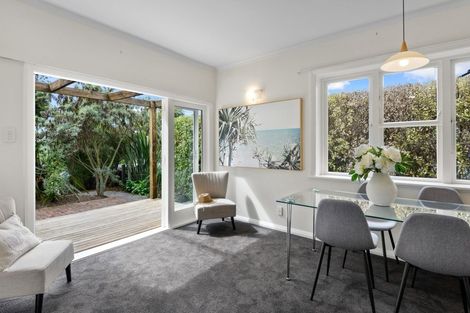 Photo of property in 350 Riverlaw Terrace, Saint Martins, Christchurch, 8022