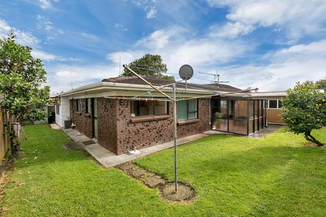 Photo of property in 2/133 Rangitoto Road, Papatoetoe, Auckland, 2025
